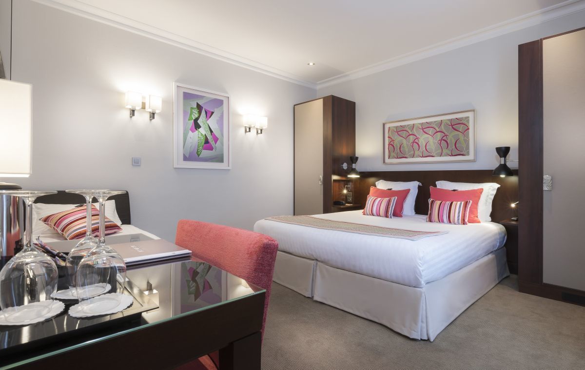 Hotel Montfleuri Paris - Room