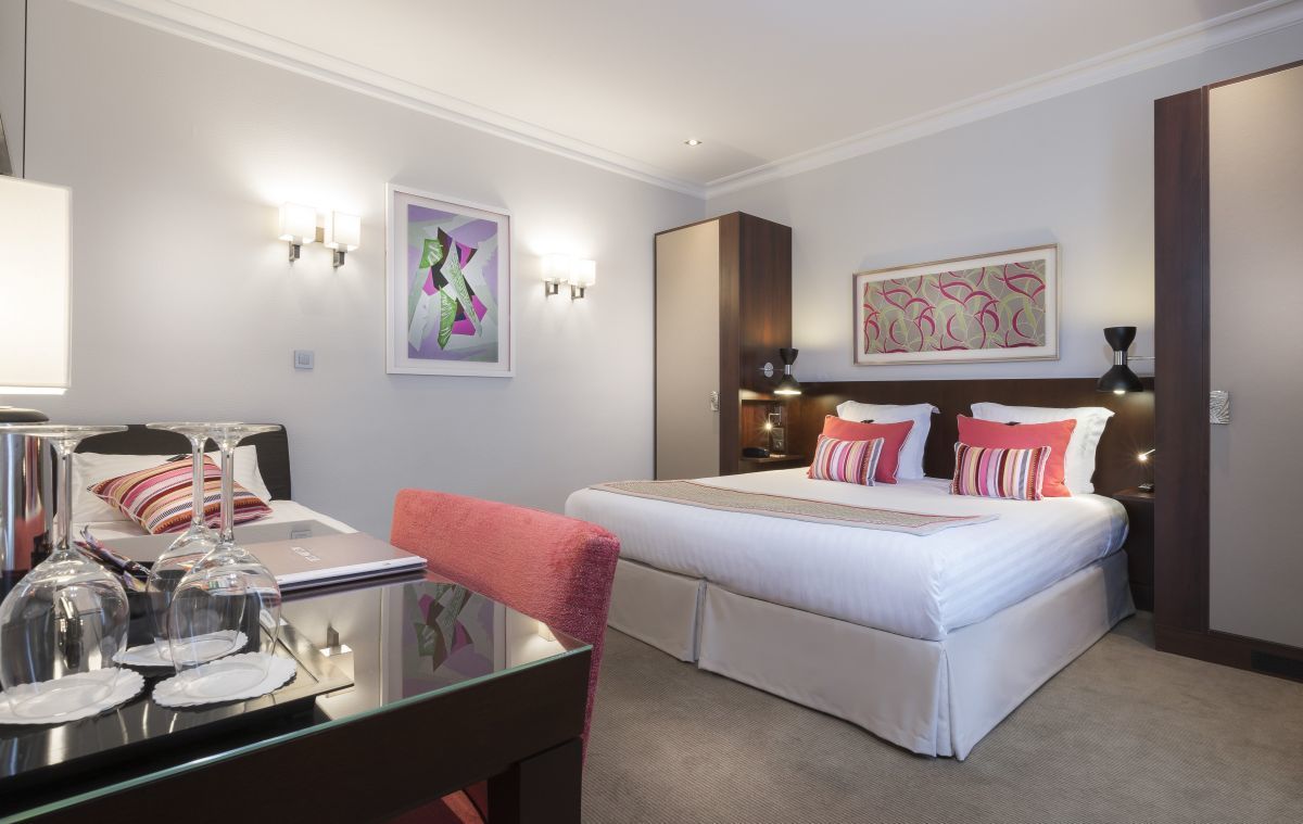 Hotel Montfleuri Paris - Room